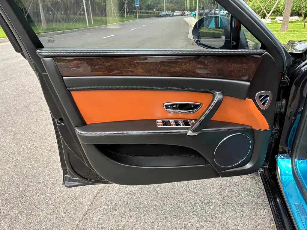 Bentley Flying Spur 2013 6.0T W12 Luxury