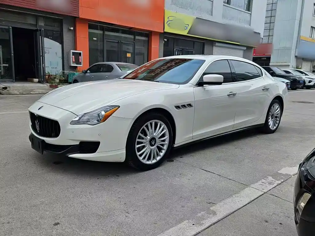 Maserati Quattroporte — миниатюра 2
