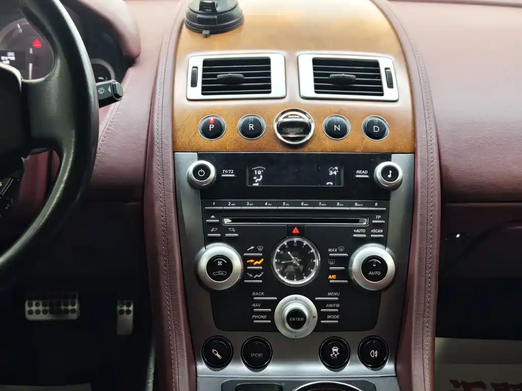Aston Martin Rapide — миниатюра 39