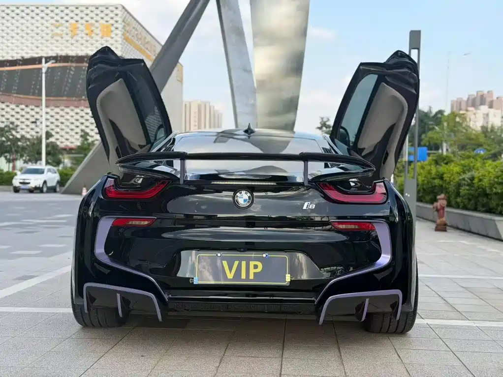 BMW i8 — миниатюра 20
