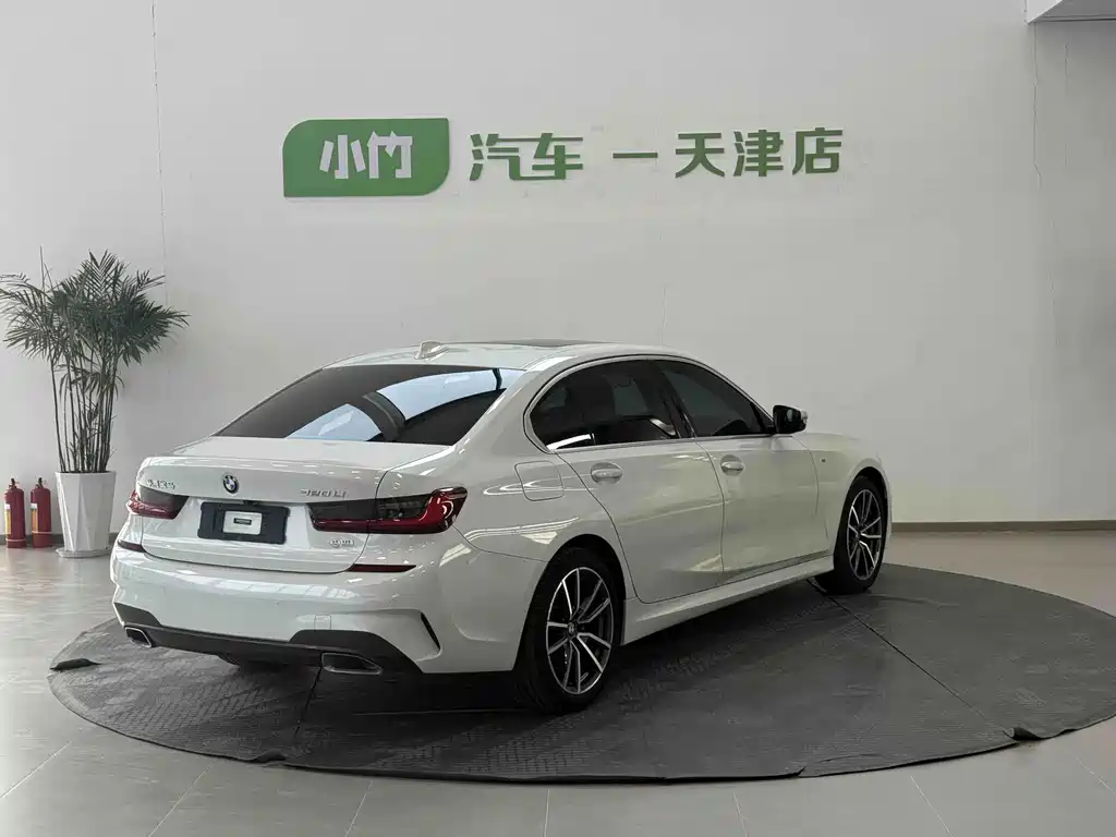 BMW 3 Series — миниатюра 8