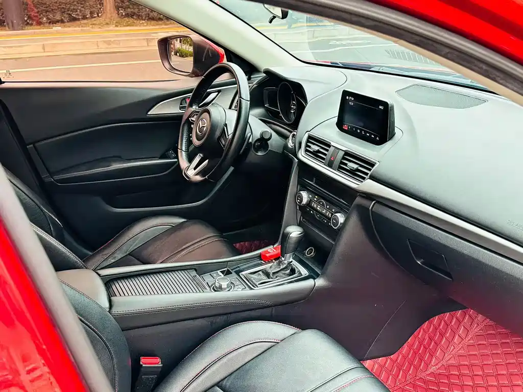 Mazda 3 Axela — миниатюра 8