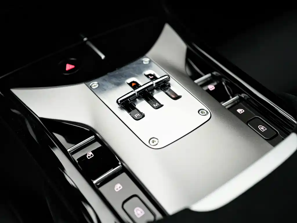 Ferrari Purosangue — миниатюра 15