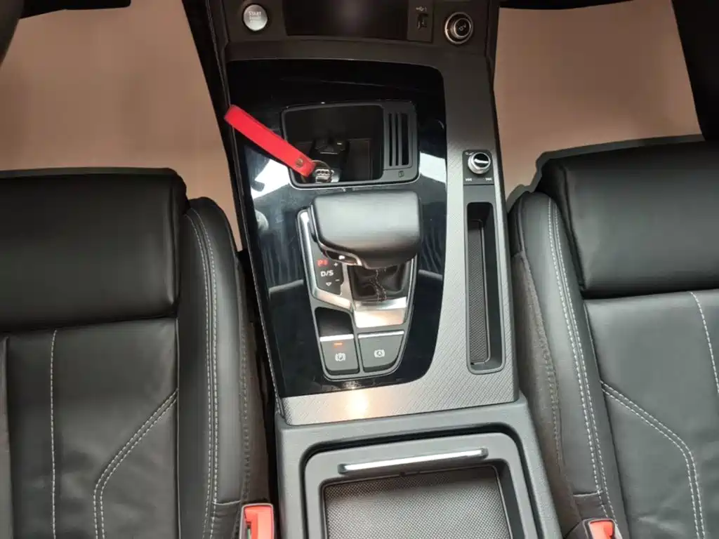Audi Q5L — миниатюра 14