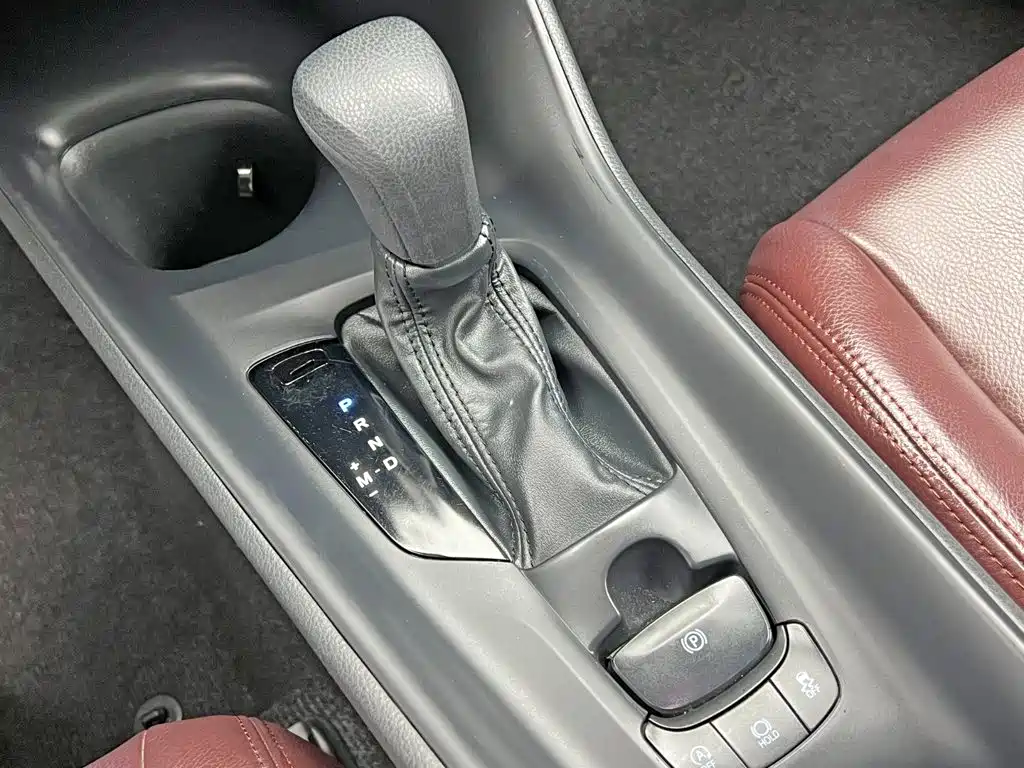 Toyota IZOA — миниатюра 16