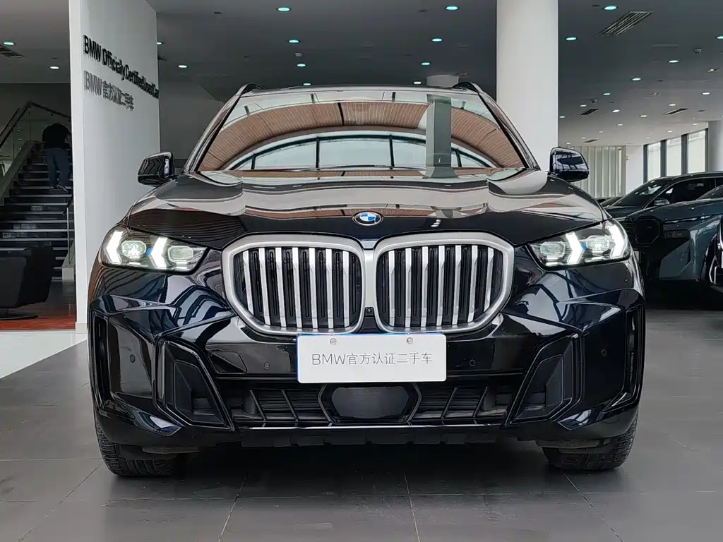 BMW X5 2023 xDrive 40Li M Sport