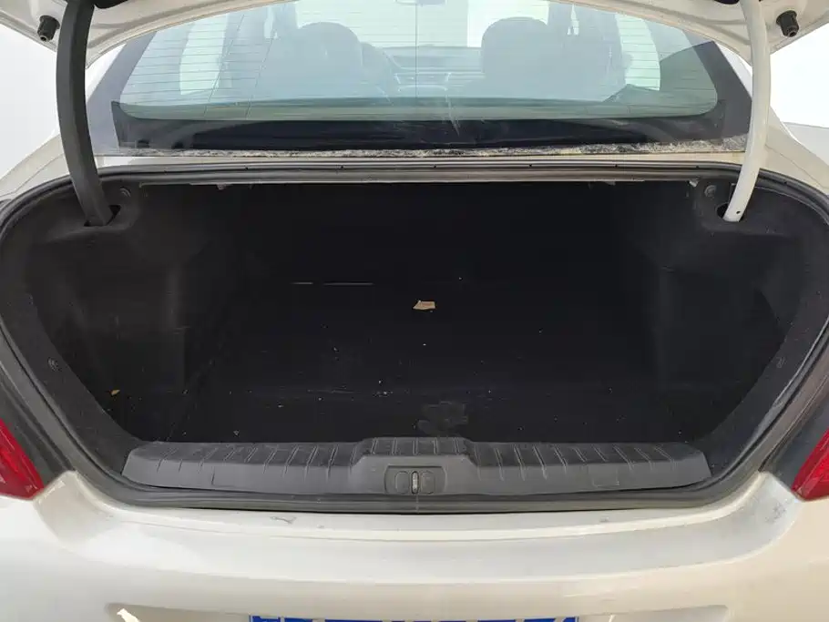 Peugeot 308 — миниатюра 4