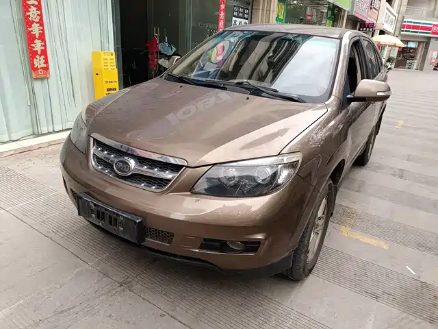 2016 BYD S6
