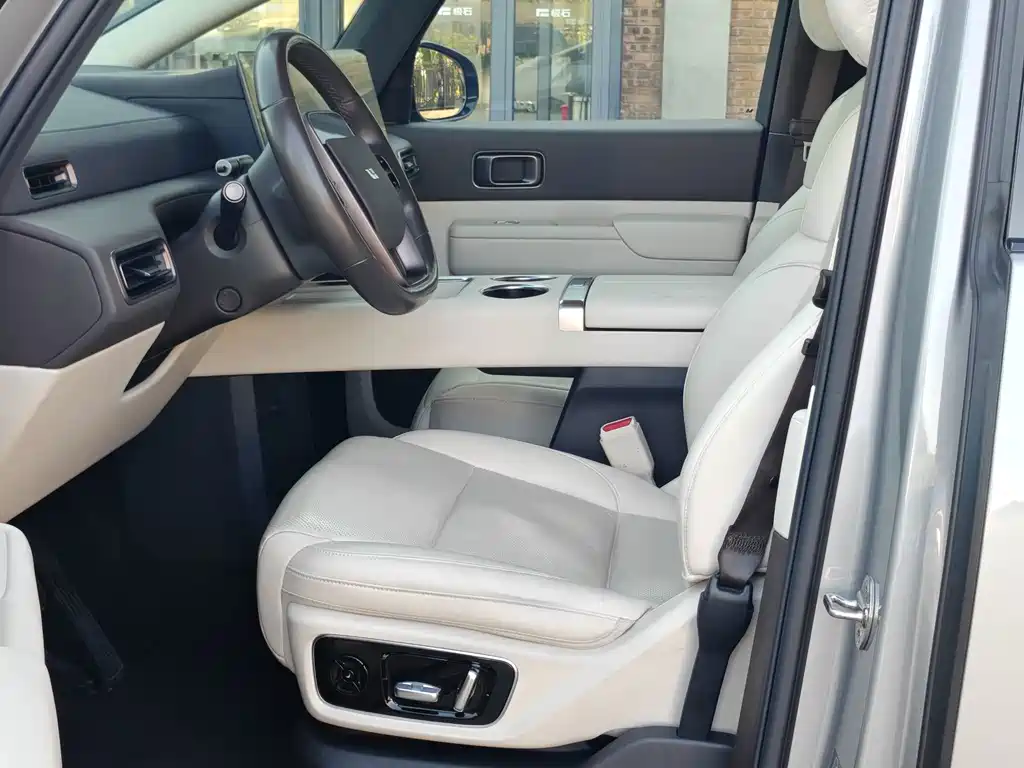 Li Auto Li MEGA — миниатюра 13