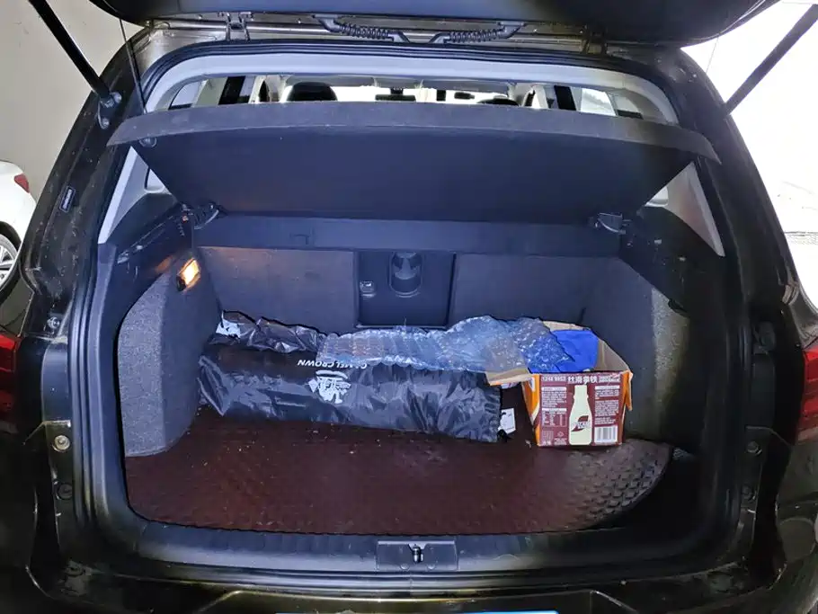 Volkswagen Tiguan — миниатюра 4