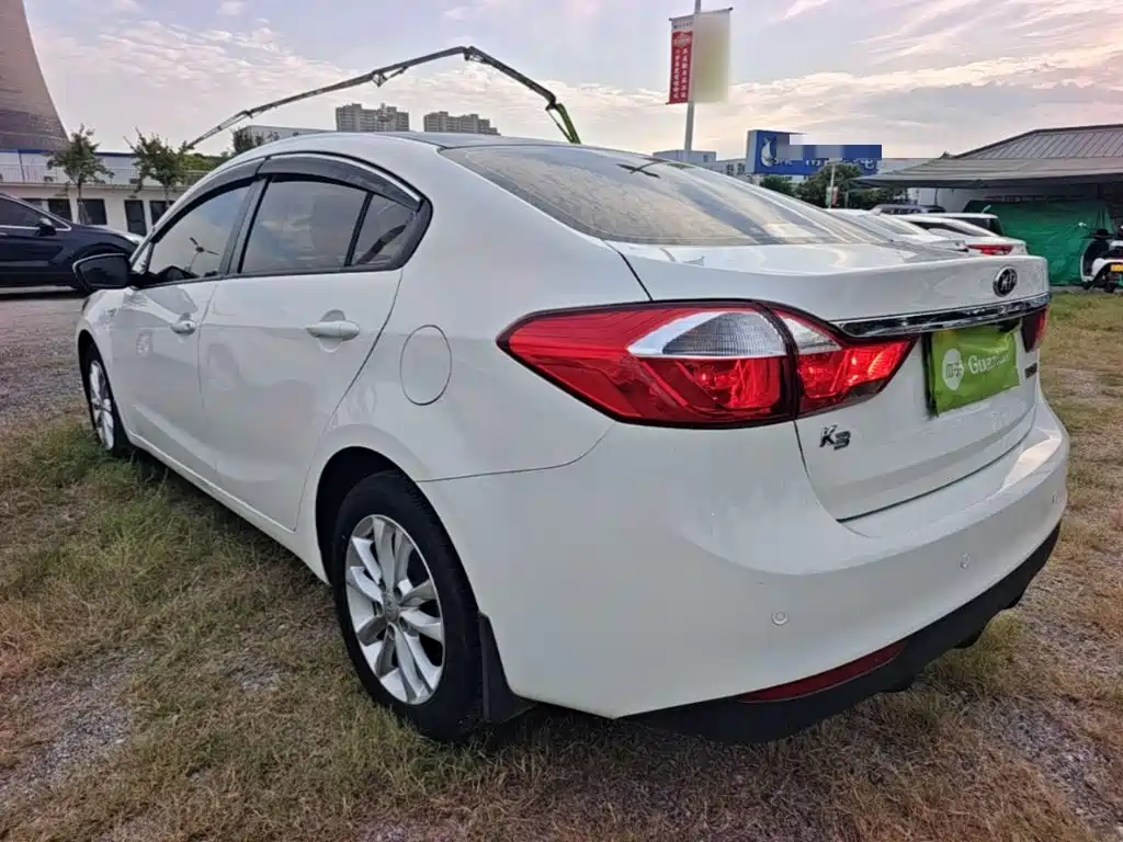 Kia K3 — миниатюра 5