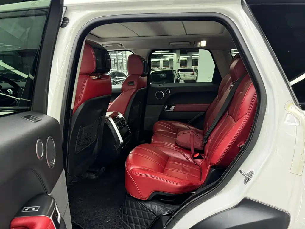 Land Rover Sport — миниатюра 7