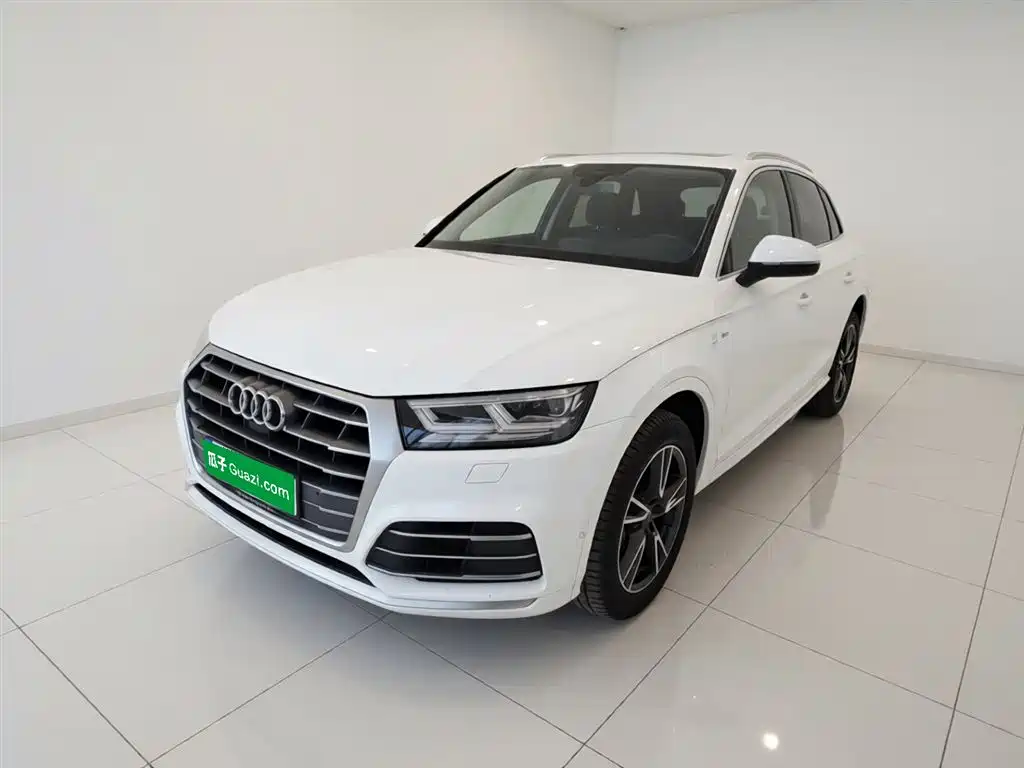 Audi Q5L 2020