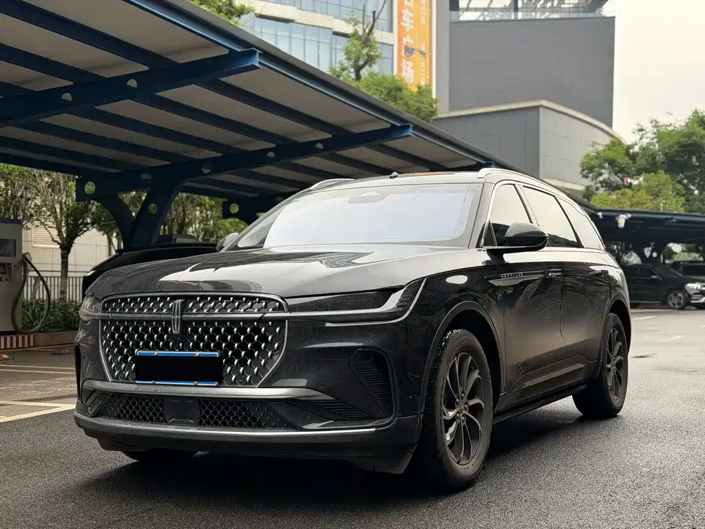 Lincoln Nautilus 2023