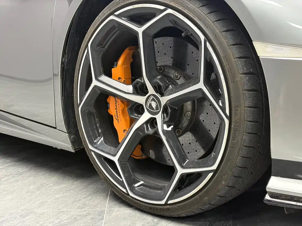 Lamborghini Huracán — миниатюра 11