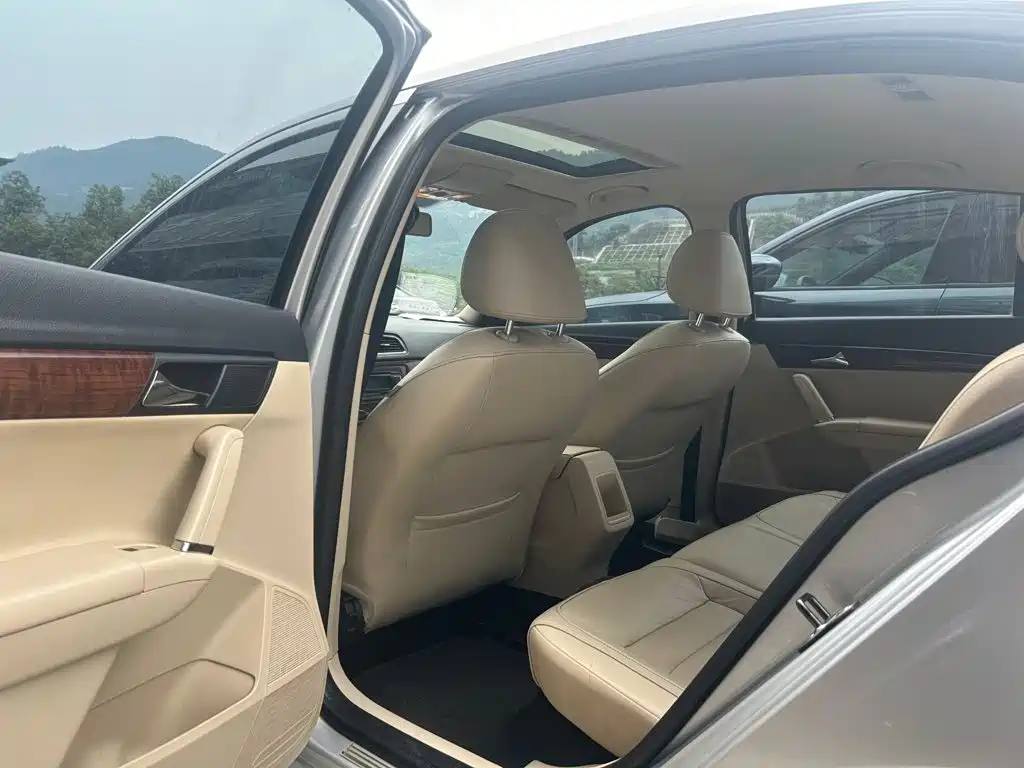Volkswagen Lavida — миниатюра 10