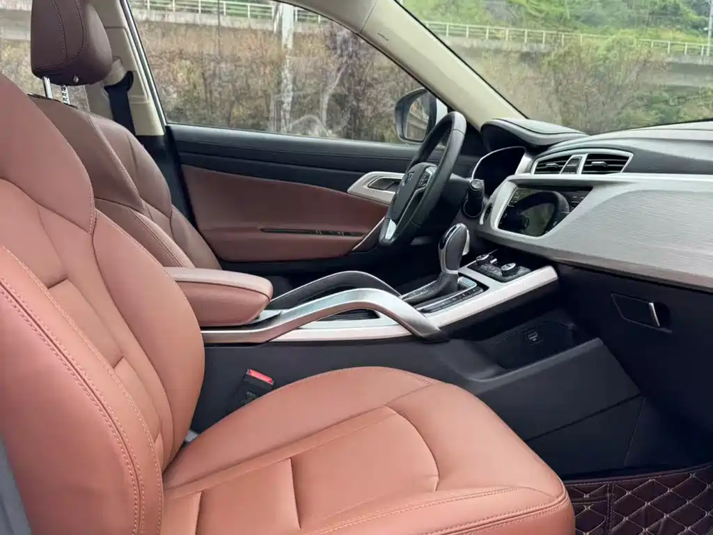 Geely Boyue — миниатюра 6