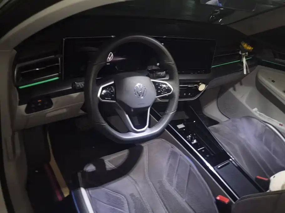 Volkswagen Lamando — миниатюра 12