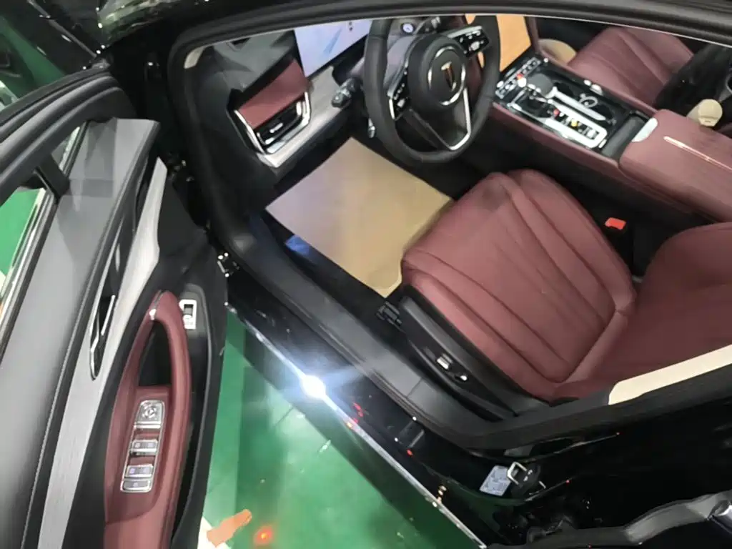 Hongqi Hongqi H5 — миниатюра 16