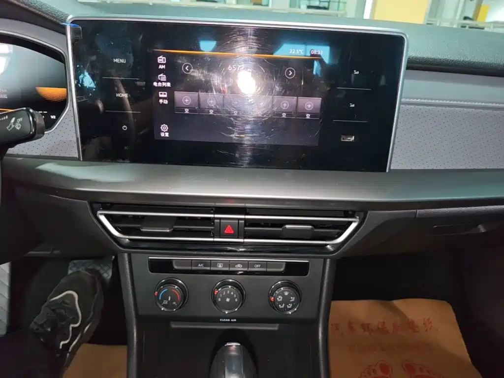 Volkswagen Lavida — миниатюра 13