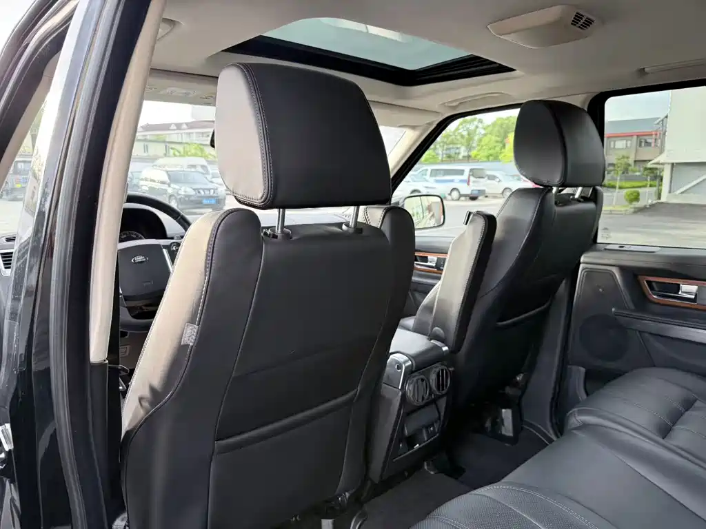 Land Rover Sport — миниатюра 14