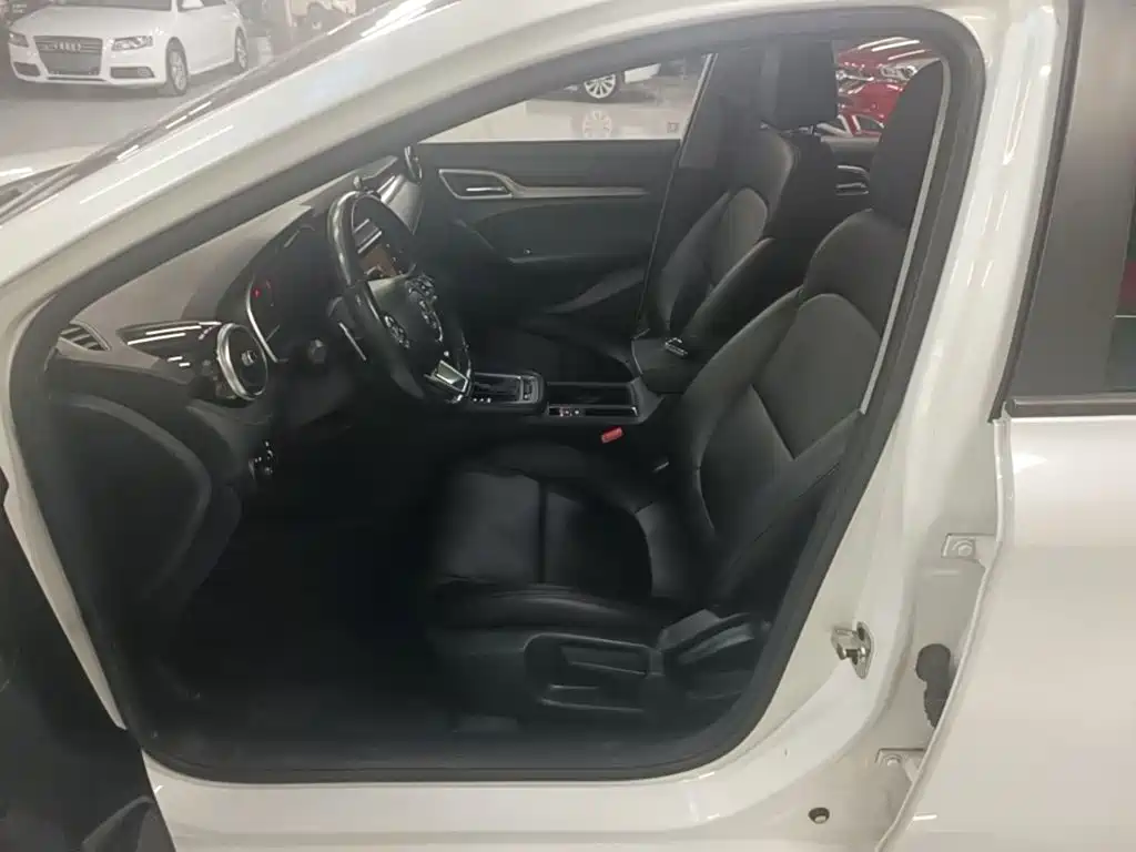 MG MG6 — миниатюра 15