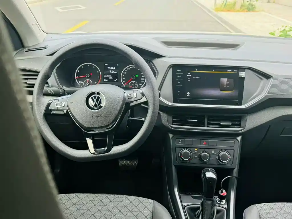 Volkswagen T-Cross — миниатюра 5