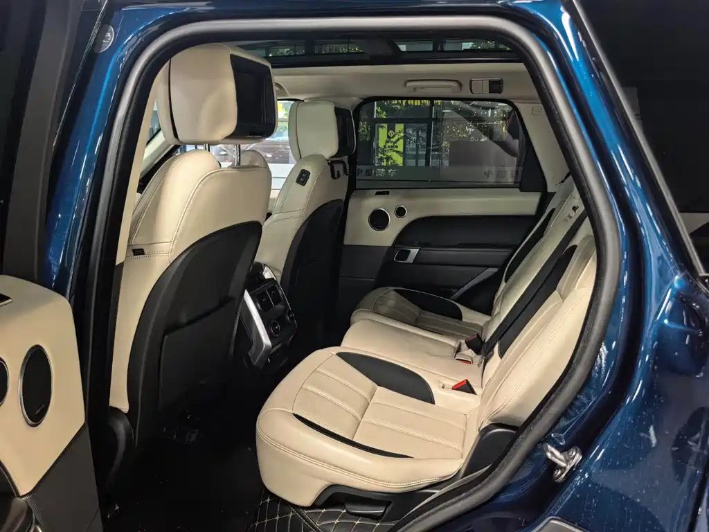 Land Rover Sport — миниатюра 9
