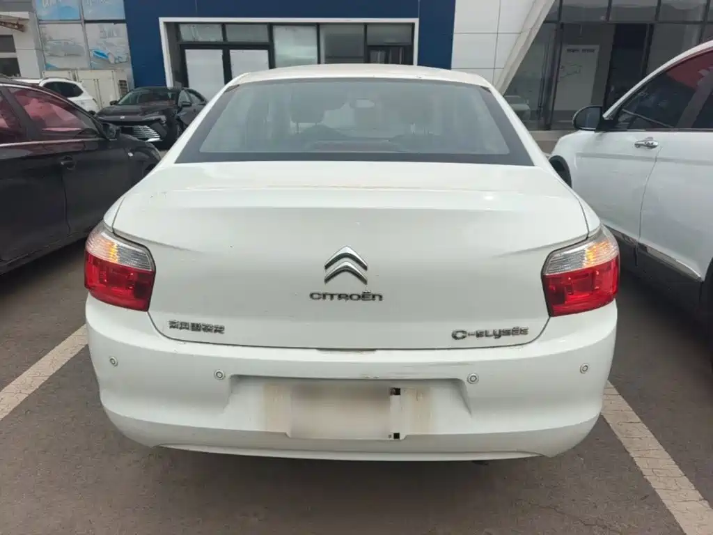Citroen Elysee — миниатюра 6