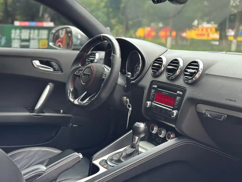 Audi TTS — миниатюра 9