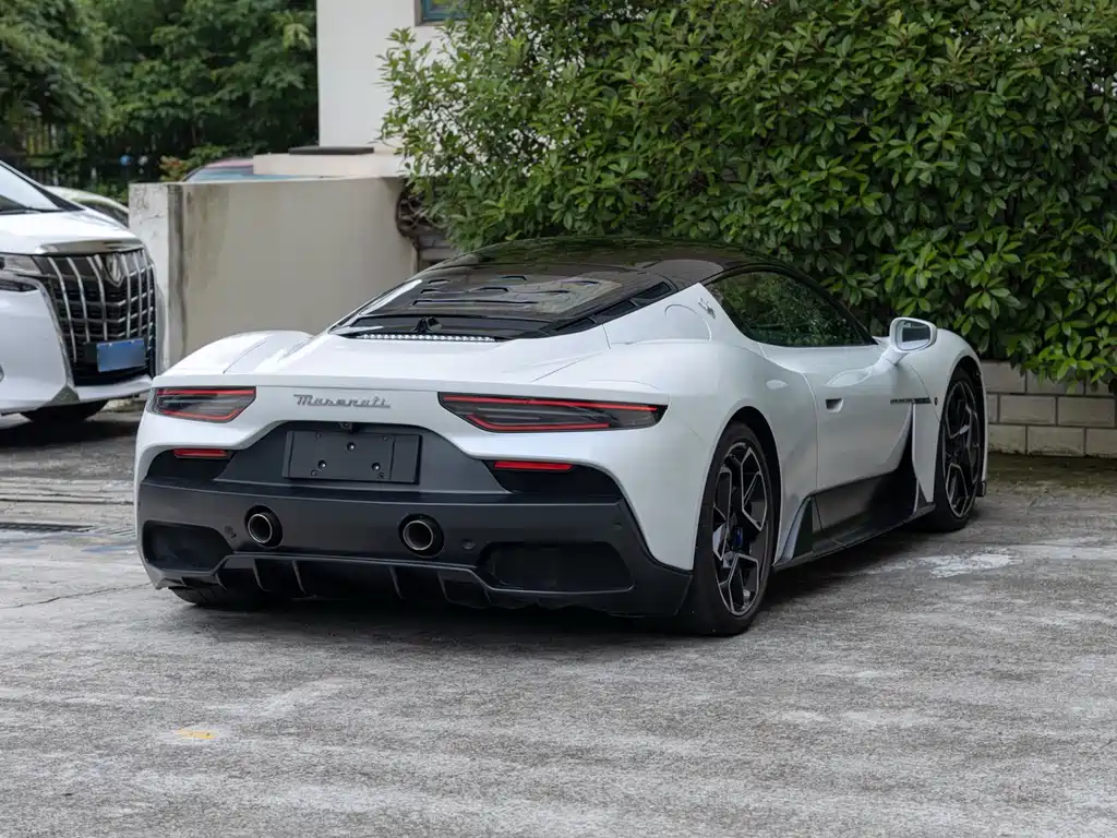 Maserati MC20 2020 3.0T Standard