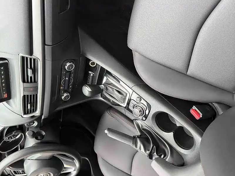 Mazda 3 Axela — миниатюра 11