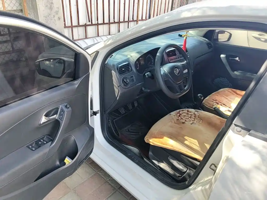 Volkswagen Polo — миниатюра 12
