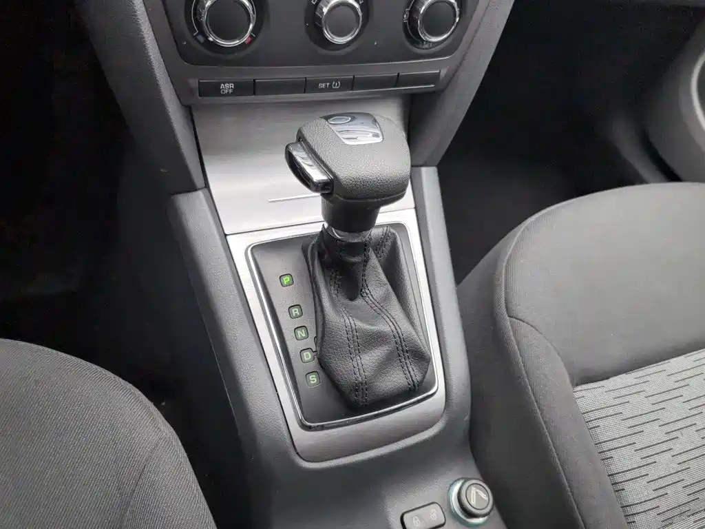 Skoda Octavia — миниатюра 13