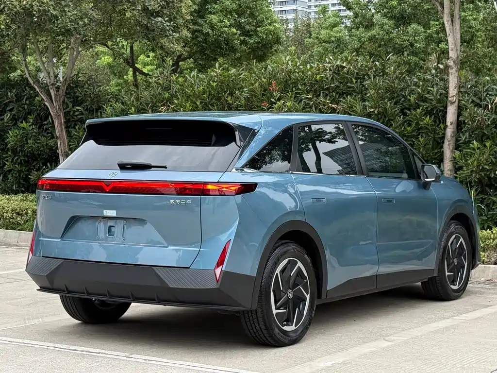 Venucia VX6 — миниатюра 5