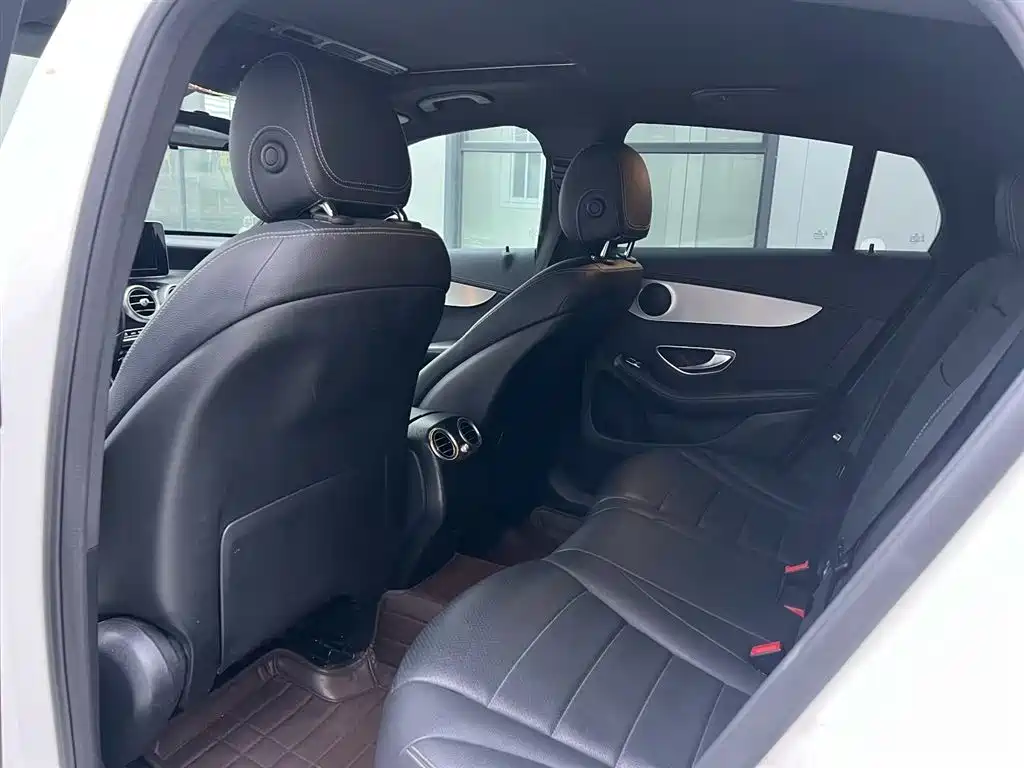 Mercedes-Benz GLC 2018 GLC 200 4MATIC SUV