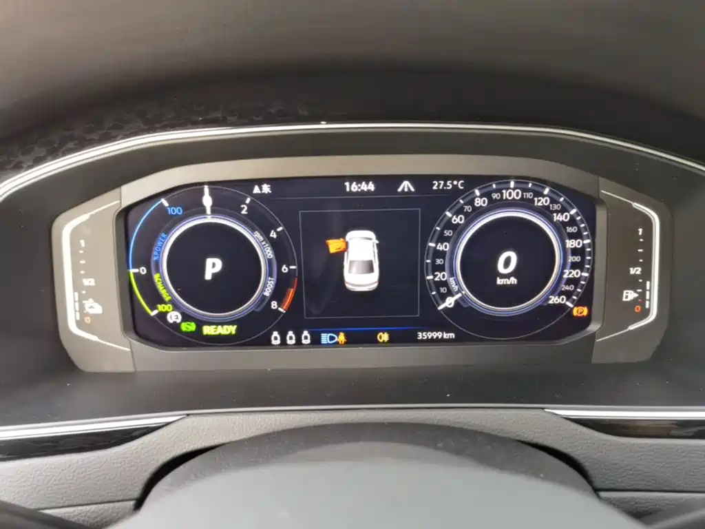 Volkswagen Magotan PHEV — миниатюра 12