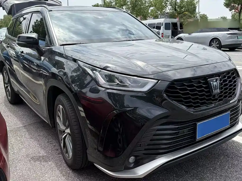 Toyota Crown Kluger 2024 2.5L HEV Luxury