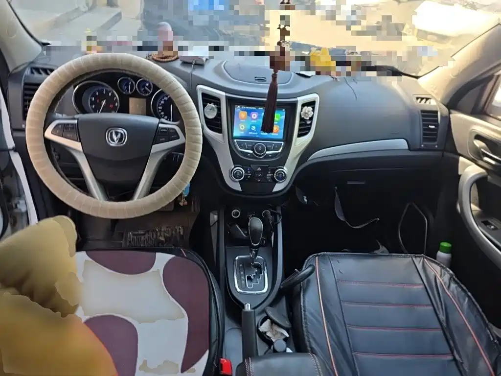 Changan CS35 — миниатюра 10