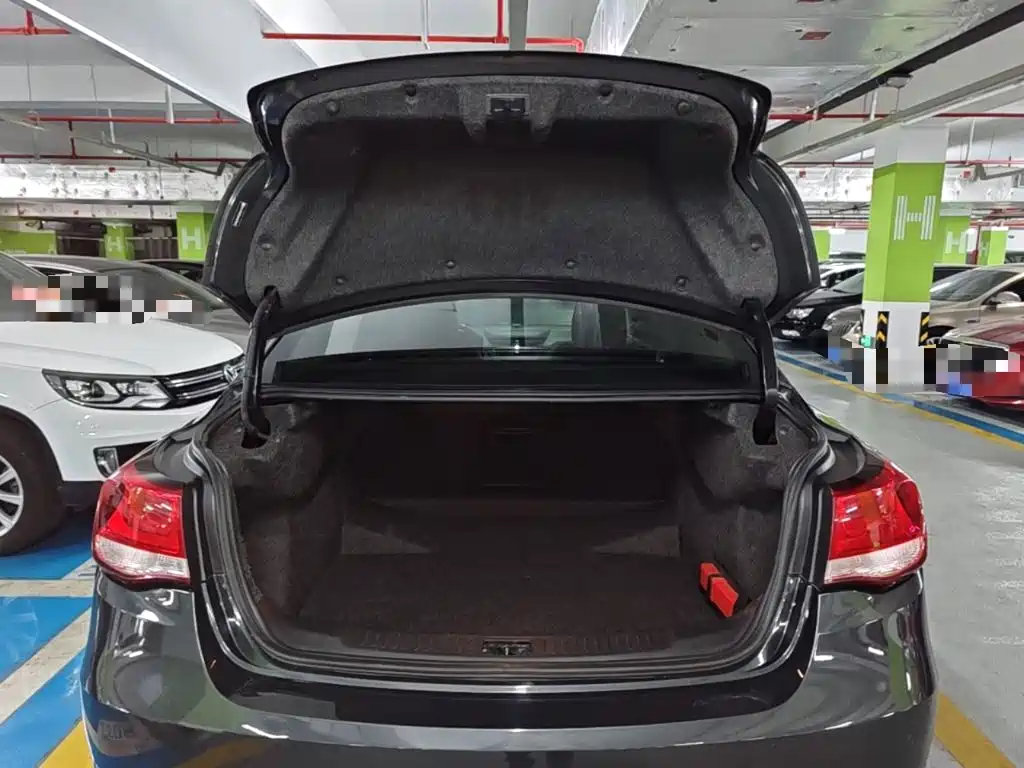 Chevrolet Malibu — миниатюра 19