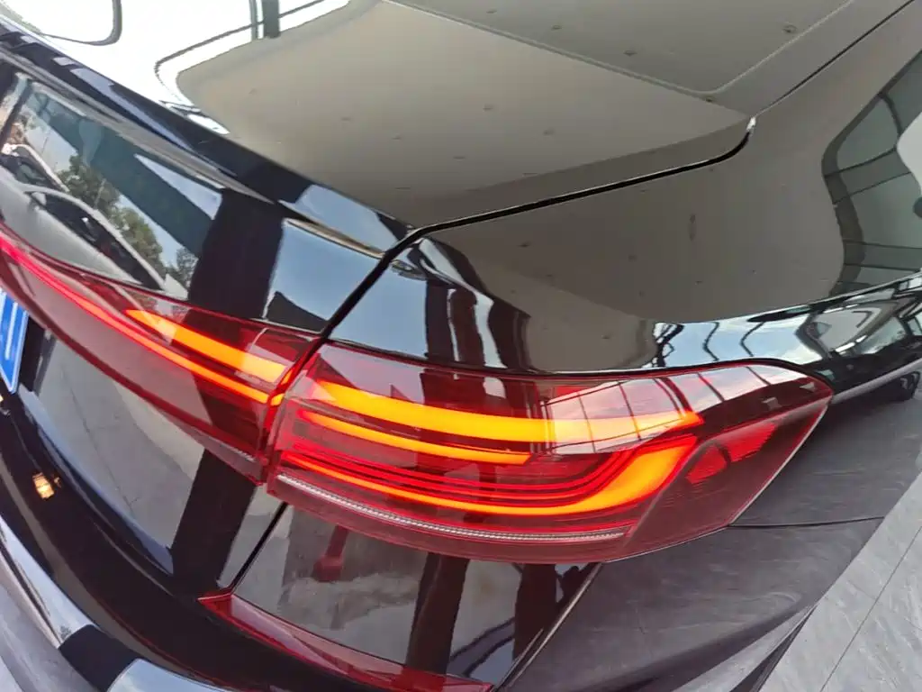 Volkswagen Passat 2026 330TSI Elite
