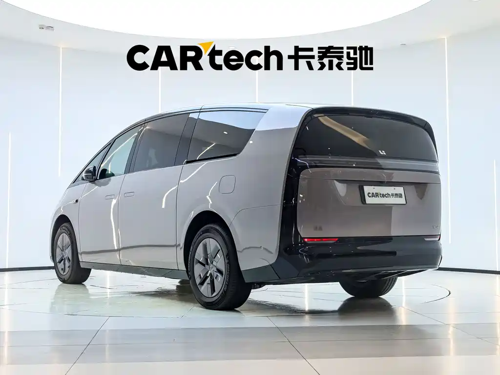 Li Auto Li MEGA — миниатюра 4