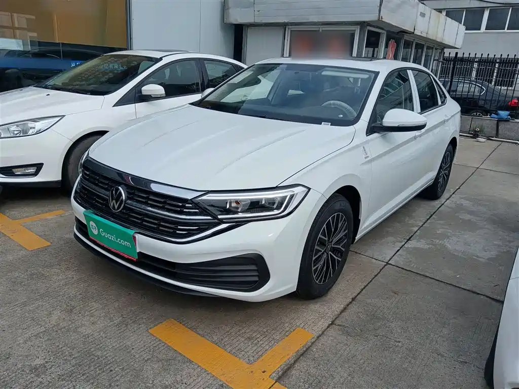 Volkswagen Sagitar 2025 200TSI DSG