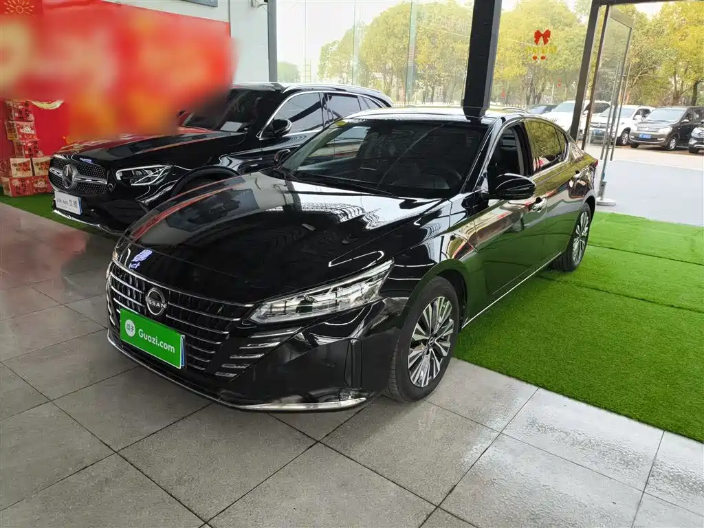 Nissan Teana 2024