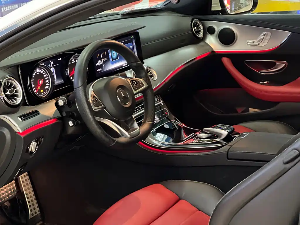 MERCEDES-BENZ E CLASS