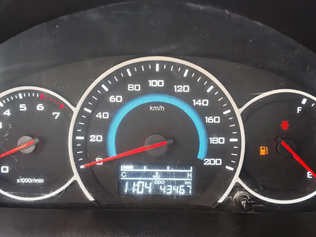 Wuling Hongguang V — миниатюра 11