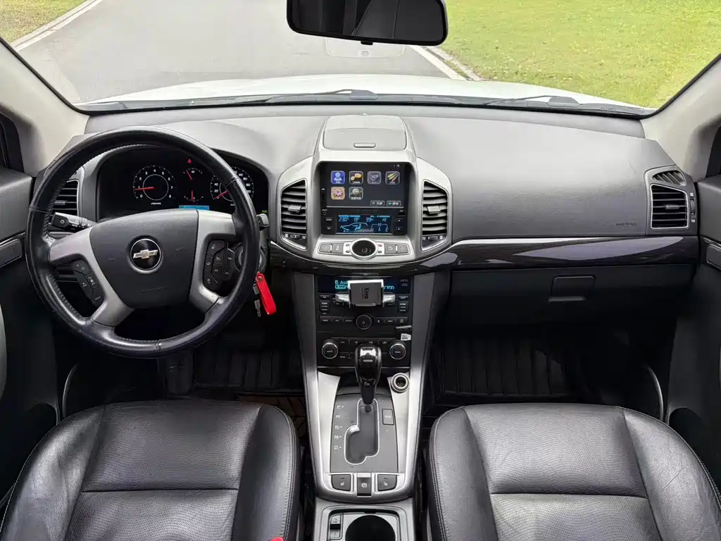 Chevrolet Captiva — миниатюра 8