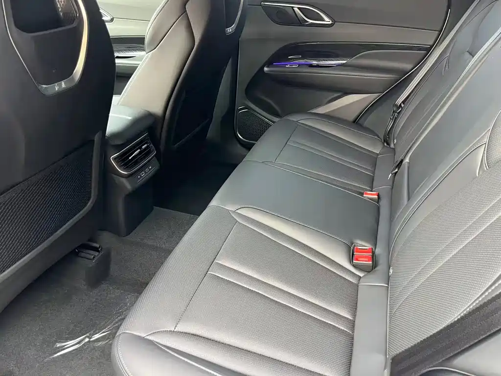 Hongqi Hongqi HS3 — миниатюра 27