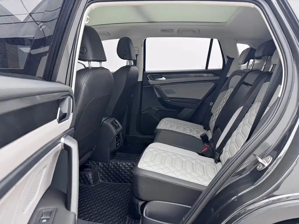 Volkswagen Tayron 2023 280TSI Luxury Plus