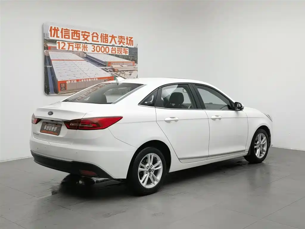 Ford Escort 2019 1.5L AT Enjoy